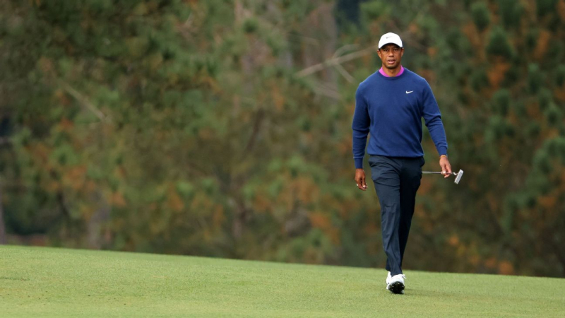 Tiger Woods đến sân Augusta National