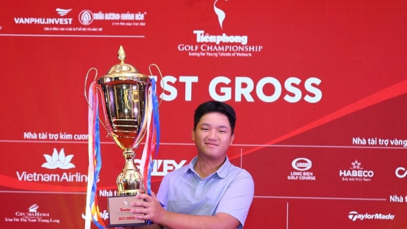Anh Minh lập kỷ lục vô địch Tiền Phong Golf Championship