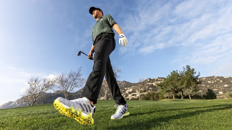 3 yếu tố giúp bạn chọn được giày golf tốt