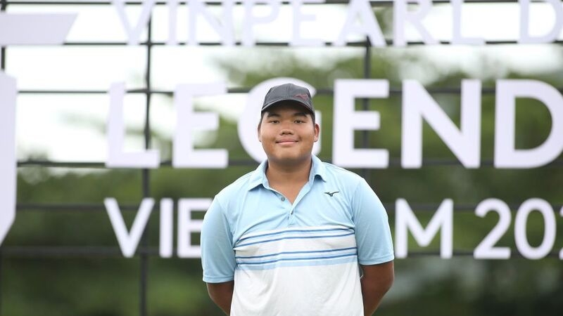Golfer trẻ Nguyễn Đức Sơn háo hức đọ sức với các huyền thoại golf thế giới