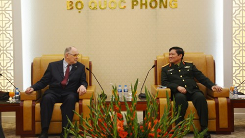 ĐẨY MẠNH HỢP TÁC KHOA HỌC - CÔNG NGHỆ VÀ KỸ THUẬT QUÂN SỰ GIỮA VIỆT NAM VÀ LB NGA