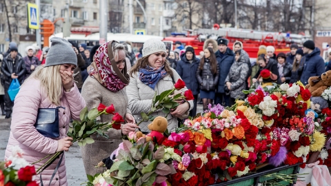 KEMEROVO 27/3: BẮT ĐẦU 3 NGÀY ĐỂ TANG.   TỔNG THỐNG VLADIMIR PUTIN KÝ SẮC LỆNH TỔ CHỨC QUỐC TANG NGÀY 28/3