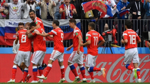 Hôm nay đội tuyển Nga thi đấu với đội Tây Ban Nha ở vòng 1/16