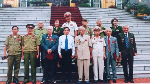 Anh hùng Kostas Sarantidis Nguyễn Văn Lập sống mãi trong tim ta