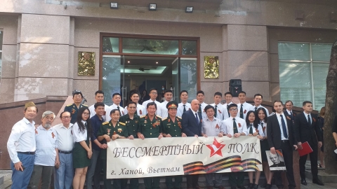 Hội Hữu nghị Việt-Nga tham gia các hoạt động kỷ niệm Ngày Chiến thắng của Việt Nam và LB Nga