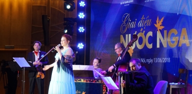 Giao lưu ca nhạc hữu nghị kỷ niệm Quốc khánh Liên bang Nga