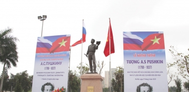 Khánh thành tượng đài Alexander Pushkin tại công viên Hòa bình, Hà Nội