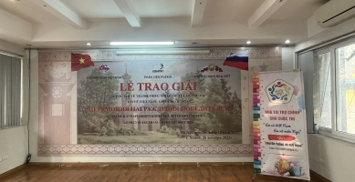 Trao giải Cuộc thi “Em vẽ Việt Nam – Em vẽ nước Nga” lần thứ VII