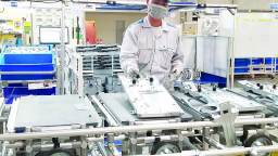 11 tháng xuất siêu đạt mức kỷ lục