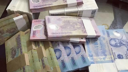 Hà Nội: Cảnh báo dịch vụ đổi tiền mới dịp Tết trên mạng xã hội