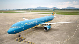 Lỗ ròng hơn 8.000 tỷ đồng, cổ phiếu Vietnam Airlines bị đưa vào diện kiểm soát