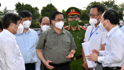 Phải hết sức tránh quan liêu, “xa dân”, triển khai các giải pháp mới quyết liệt, mạnh mẽ, hiệu quả hơn để dập dịch