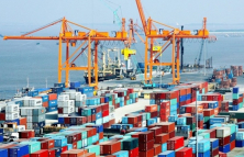 Xuất nhập khẩu hàng hóa của cả nước trong nửa đầu tháng 10 giảm