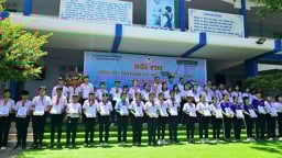 Sôi nổi hội thi trưng bày sản phẩm dạy học Stem cấp THCS ở Thị xã miền biển Sóc Trăng