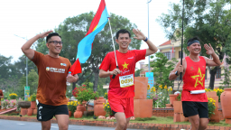 Những hình ảnh ý nghĩa, đầy tự hào tại Giải bán Marathon Vĩnh Long năm 2025