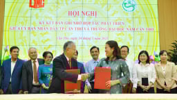 Trường Đại học Nam Cần Thơ và UBND TP Cần Thơ ký kết ghi nhớ hợp tác phát triển