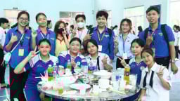 Cần Thơ: Nhiều cá nhân, tổ chức hỗ trợ thí sinh thi tốt nghiệp THPT