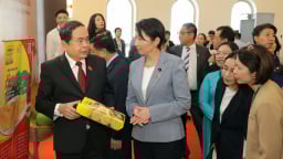 Chủ tịch Quốc hội Trần Thanh Mẫn dự Hội nghị xúc tiến đầu tư 