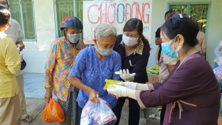 “Chợ 0 đồng” Cái Răng mang yêu thương đến với bà con vùng xa  
