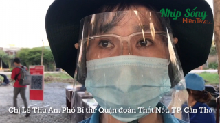 Tình nguyện viên ngày đêm bám chốt kiểm soát dịch
