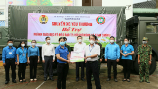 Chuyến xe yêu thương mang 18 tấn rau củ đến với ngành giáo dục TP. HCM và Bình Dương
