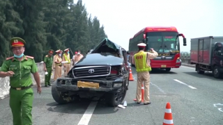 Video: Phó chủ tịch UBND TP.HCM Lê Hòa Bình qua đời vì tai nạn giao thông trên đường cao tốc