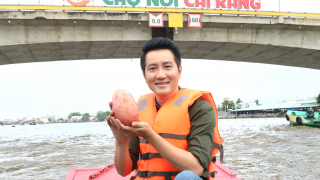 Cùng ca sĩ Nguyễn Phi Hùng trải nghiệm Chợ nổi Cái Răng