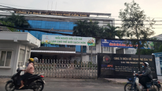 Phát hiện tài xế Điện lực Cần Thơ chết trong nhà vệ sinh nghi treo cổ
