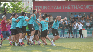 “Hơn cả bóng đá” vỡ òa niềm vui chiến thắng cùng Đài Truyền Hình Việt Nam