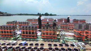 Cần Thơ: Cận cảnh trận địa pháo hoa trước giờ khai hỏa chào mừng đại lễ 30/4