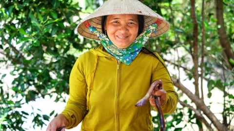 Theo chân người dân Mũi Cà Mau đi câu lịch