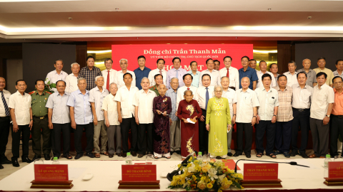 Chủ tịch Quốc hội Trần Thanh Mẫn gặp mặt các Mẹ VNAH, lãnh đạo Cần Thơ, Hậu Giang qua các thời kỳ