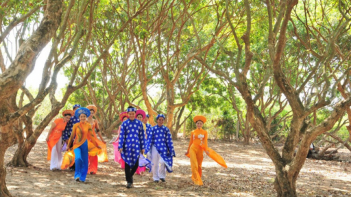 Đi chơi Giồng Nhãn