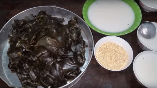 Món bánh dân dã miền Tây khiến nhiều người 