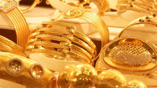 Giá vàng hôm nay 11-7: Vàng leo dốc vượt 1.800 USD