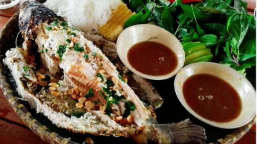 Cá lóc nướng trui chuẩn vị đồng quê