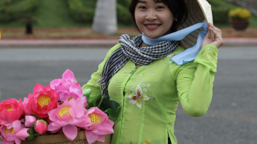 Nón lá - một ký hiệu của văn hóa Việt