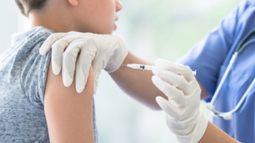 Khi nào Việt Nam có thể tiêm vaccine COVID-19 cho trẻ em?