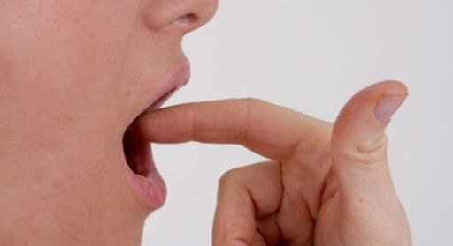 Giảm cân bằng cách móc họng sau khi ăn liệu có hiệu quả không?