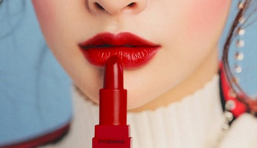 Những sắc son phù hợp với mùa Giáng sinh nhộn nhịp