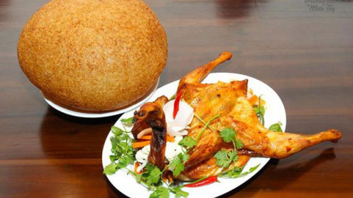 Về An Giang dừng chân ghé lại Chợ Mới nếm thử hương vị xôi phồng