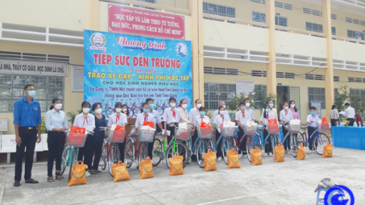 Tiền Giang: Kết thúc 18 kỳ Tiếp sức đến trường năm 2021