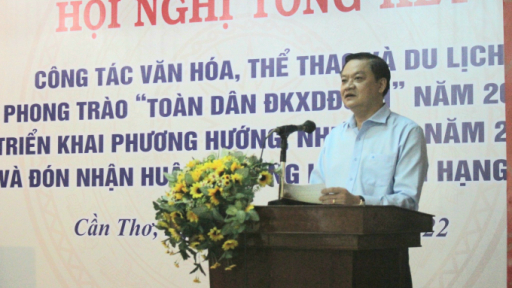 Sở VHTT&DL TP Cần Thơ nhận Huân chương Lao động hạng Ba