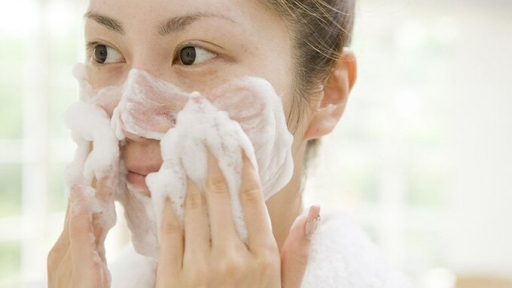 Những quy tắc rửa mặt làm sạch da đúng cách