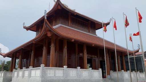 Đền thờ Vua Hùng tại vùng đất cực Nam