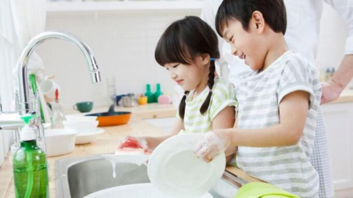 Cha mẹ nhìn xa trông rộng sẵn sàng “ép” con thành thạo 3 kỹ năng