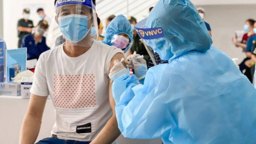Mũi 4 vaccine Covid-19 quan trọng như thế nào?