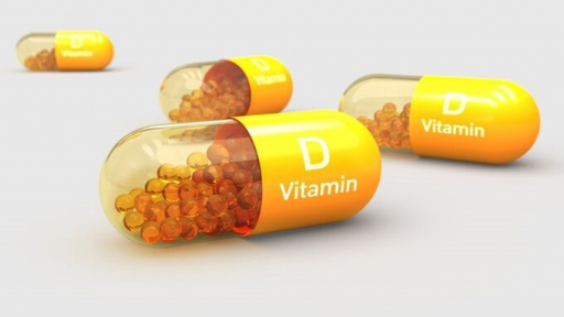 Suy thận cấp, đau bụng do dùng vitamin D quá liều trong nhiều ngày