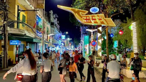 Cần Thơ kích cầu du lịch thông qua mô hình “Phố đi bộ Ninh Kiều”