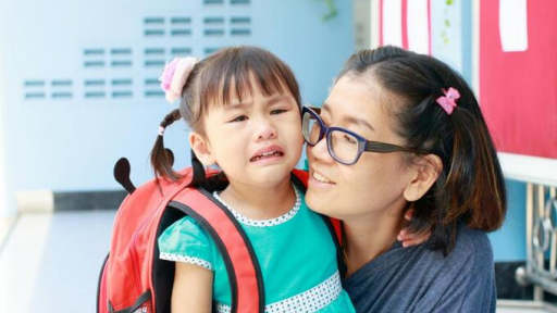 Mẹ ơi, sao con phải đi học mẫu giáo?